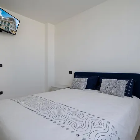 Apartment Aurora D'elysium Spotorno