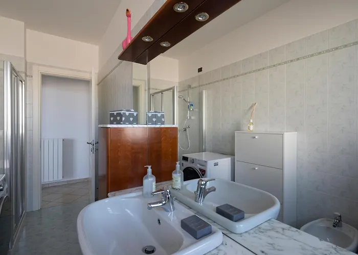 Apartamento Aurora D'elysium Spotorno